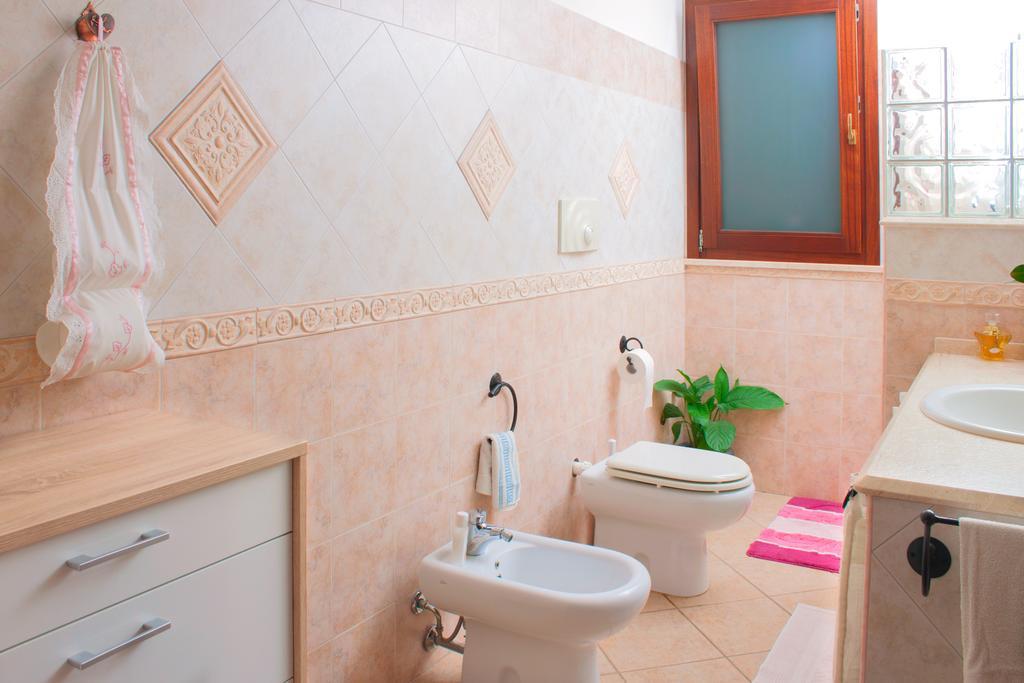 Il Vecchioliveto Di Ornella Bed and Breakfast Marrùbiu Buitenkant foto