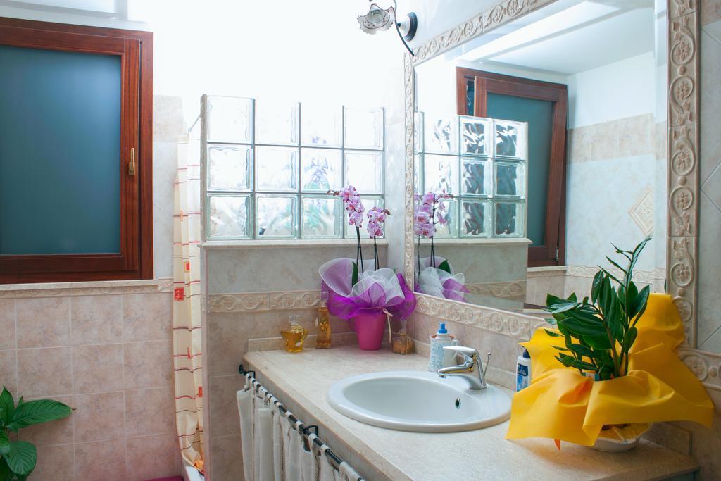 Il Vecchioliveto Di Ornella Bed and Breakfast Marrùbiu Kamer foto