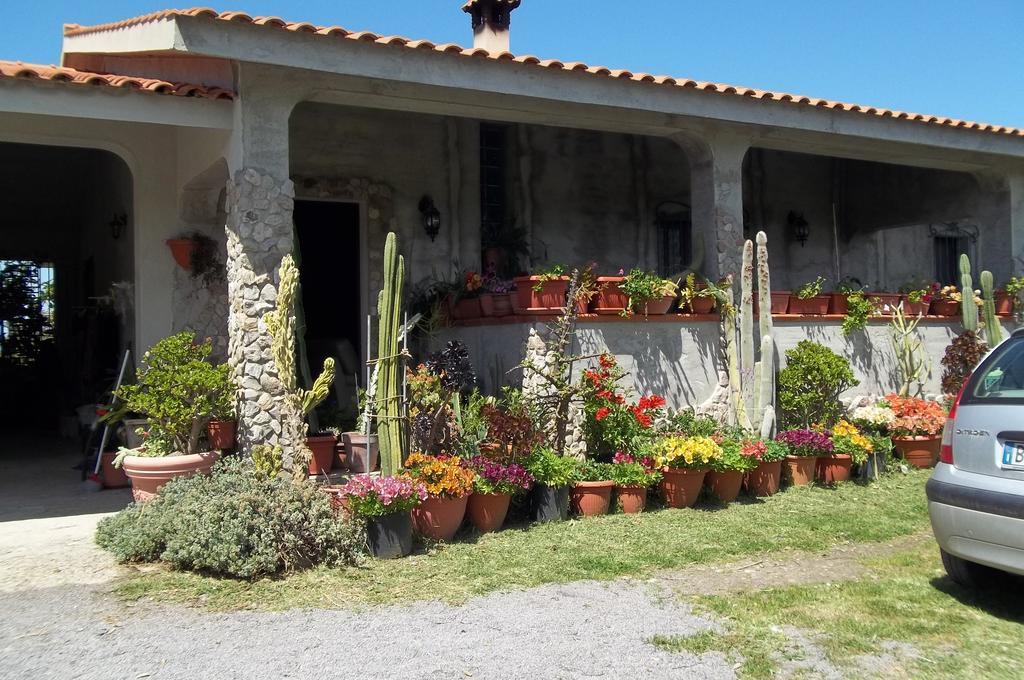 Il Vecchioliveto Di Ornella Bed and Breakfast Marrùbiu Buitenkant foto